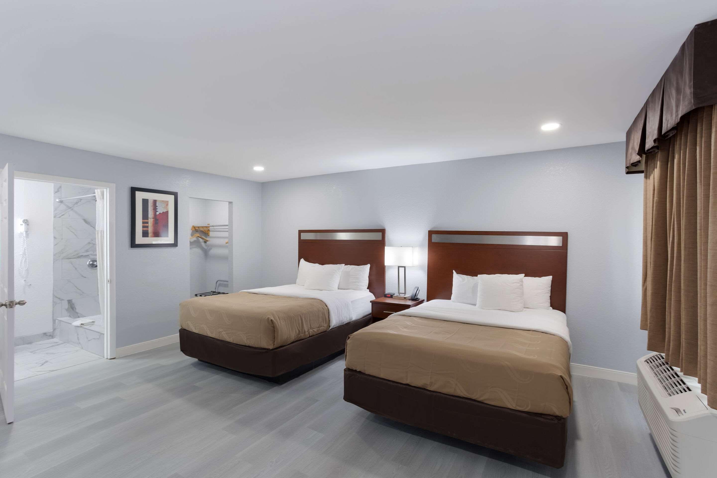 Quality Inn Redding Near I-5 Zewnętrze zdjęcie