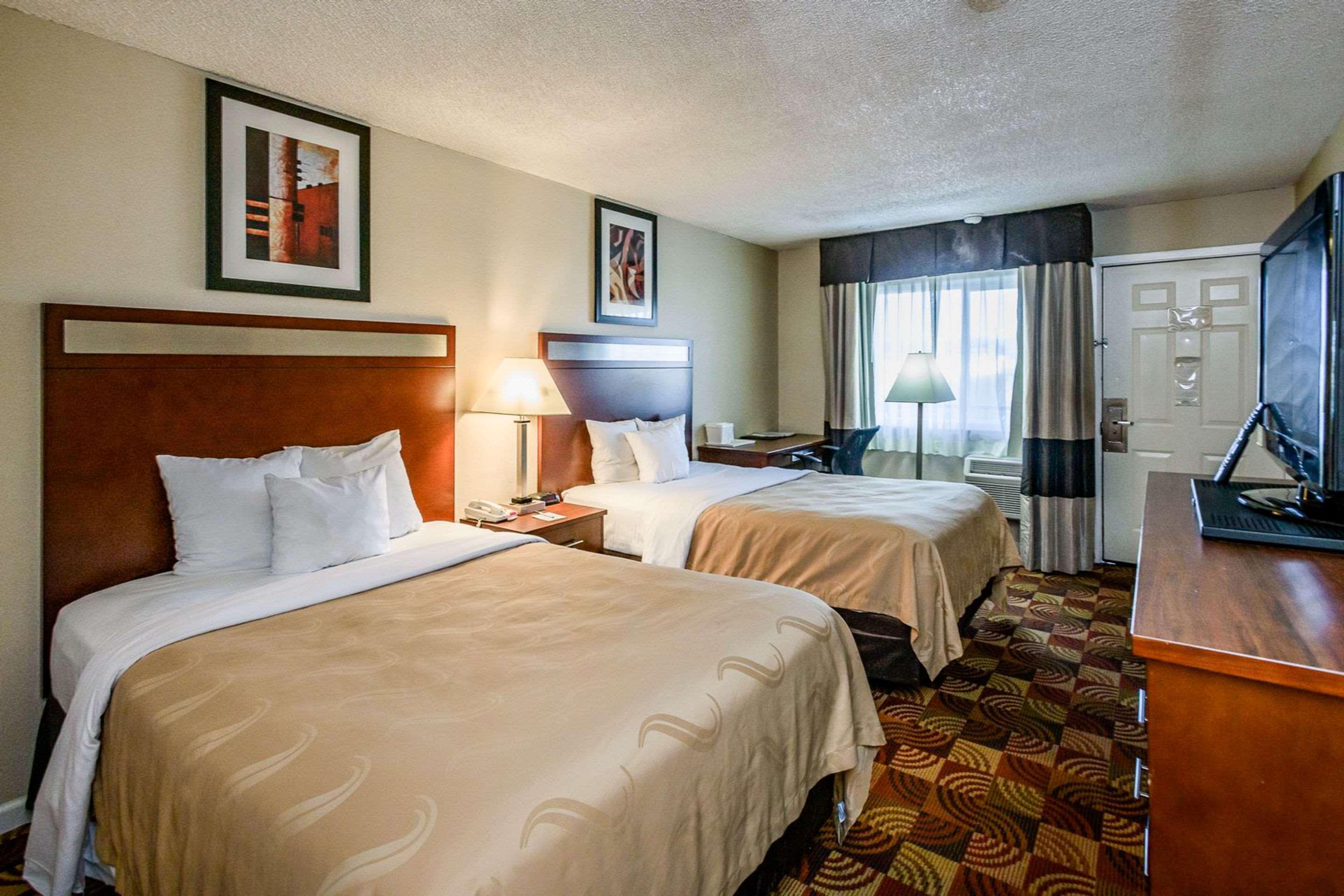 Quality Inn Redding Near I-5 Zewnętrze zdjęcie