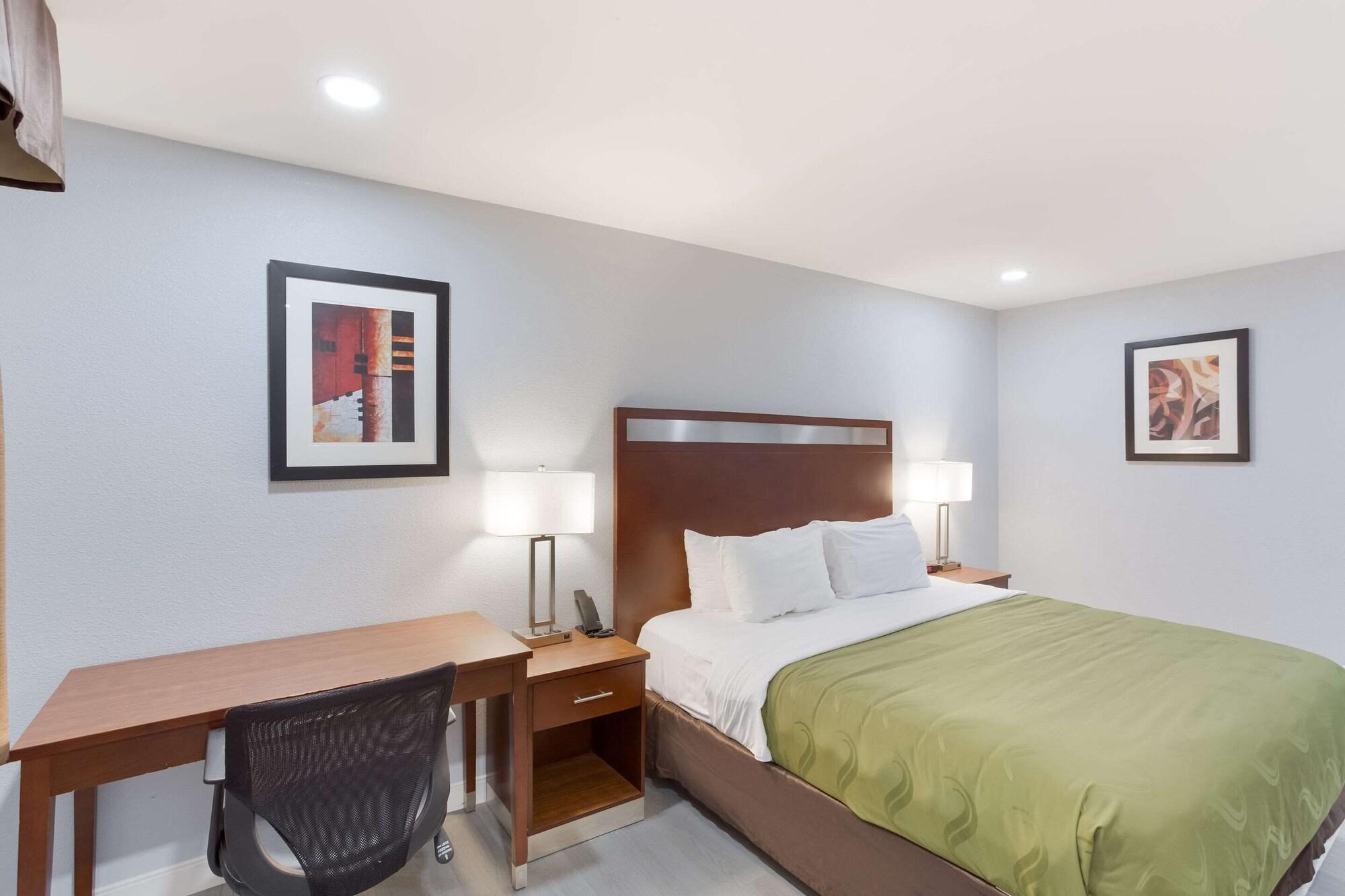 Quality Inn Redding Near I-5 Zewnętrze zdjęcie