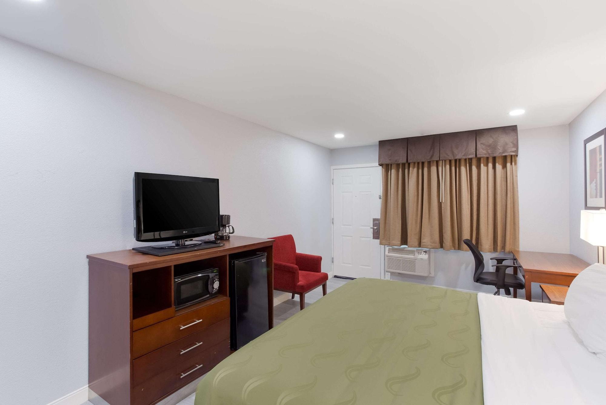 Quality Inn Redding Near I-5 Zewnętrze zdjęcie